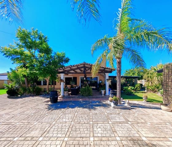 4 sovrum Villa till salu i Pago del Humo, Chiclana de la Frontera med pool garage - 420 000 € (Ref: 10139856)
