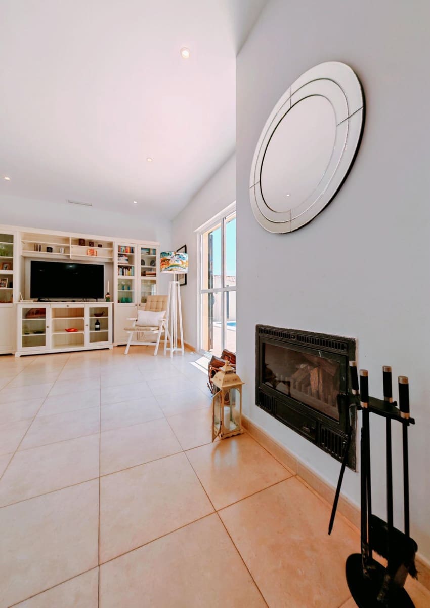 4 camera da letto Villa in vendita in Chiclana de la Frontera con piscina garage - 380.000 € (Rif: 10153645)