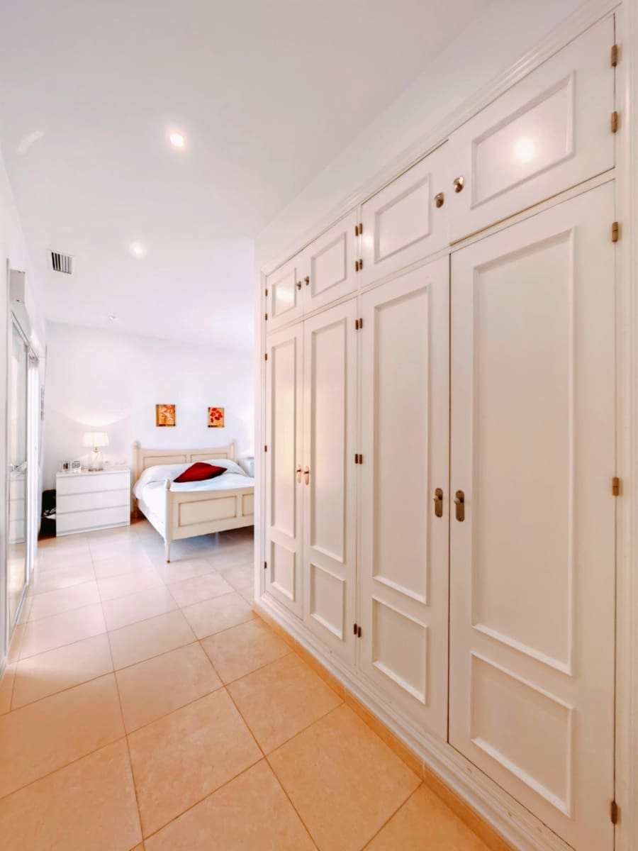 4 camera da letto Villa in vendita in Chiclana de la Frontera con piscina garage - 380.000 € (Rif: 10153645)
