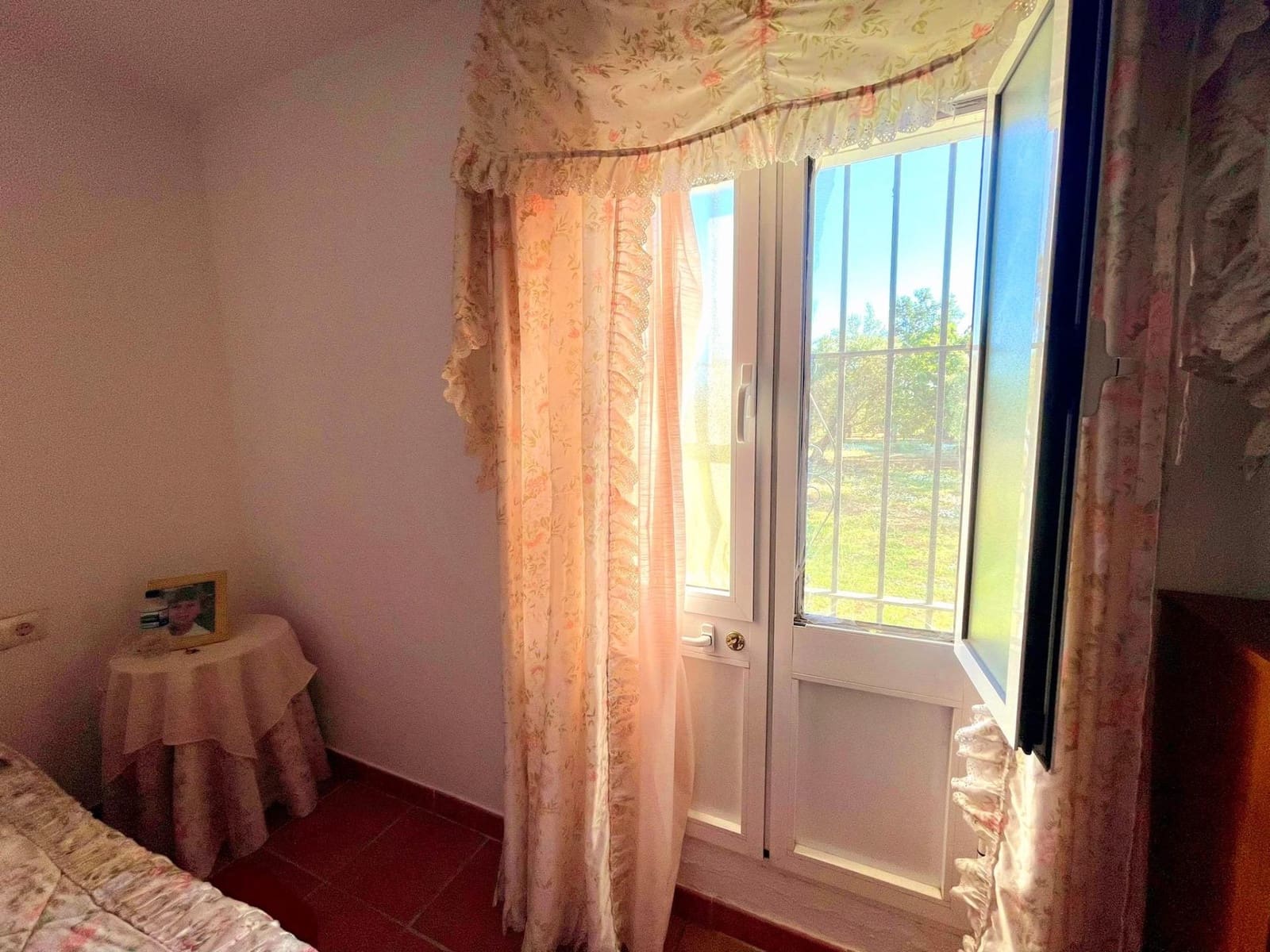 4 Zimmer Villa zu verkaufen in Medina-Sidonia mit Pool Garage - 270.000 € (Ref: 8636981)