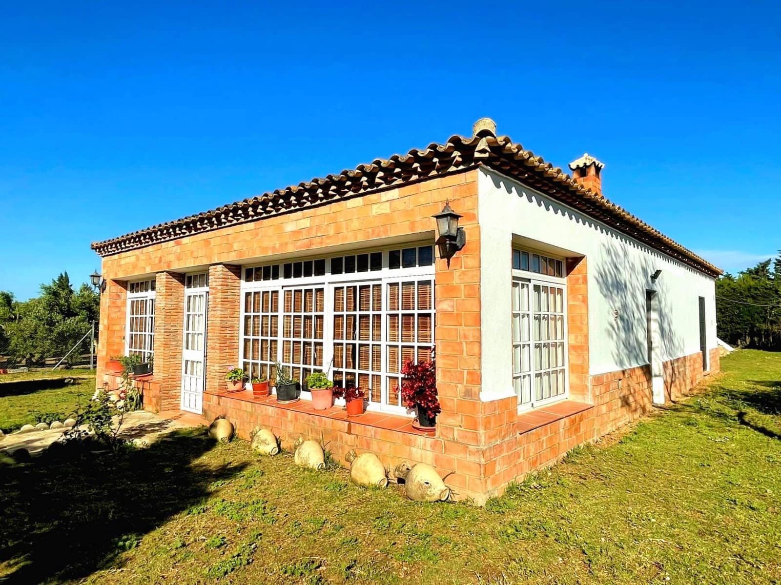 4 Zimmer Villa zu verkaufen in Medina-Sidonia mit Pool Garage - 270.000 € (Ref: 8636981)