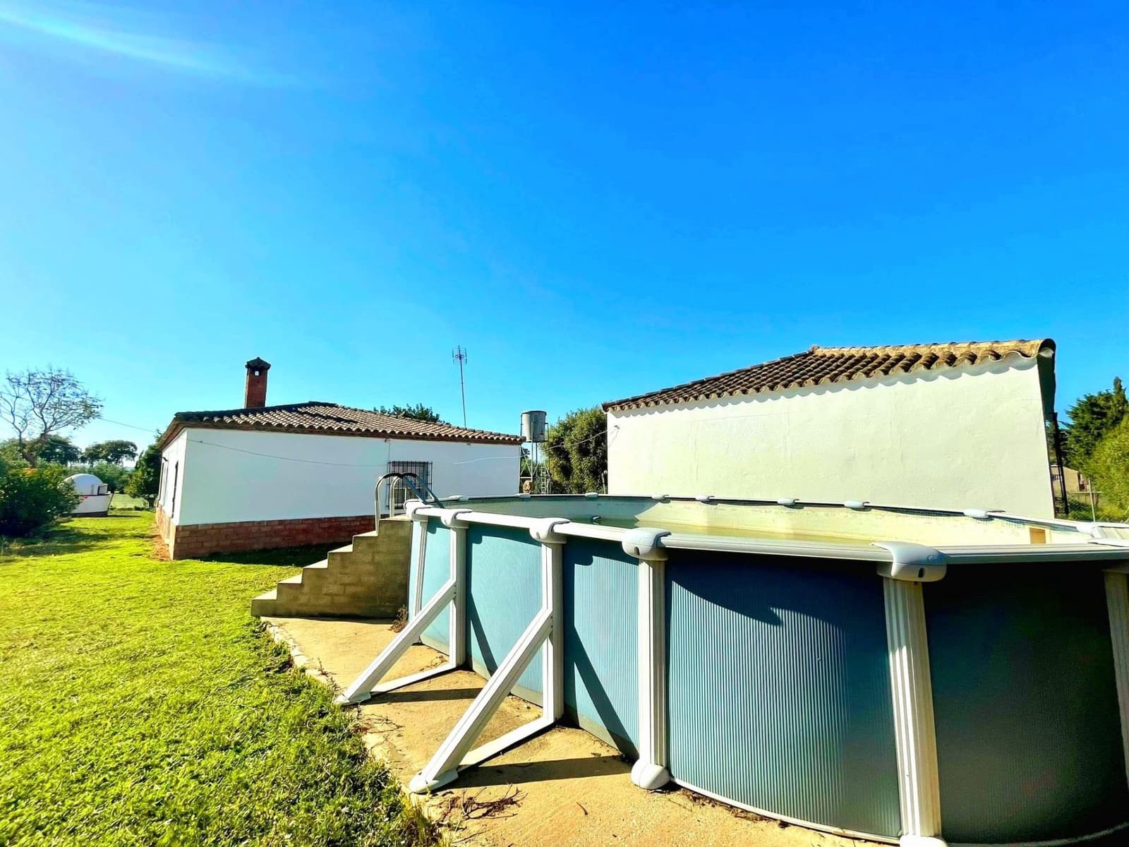 4 Zimmer Villa zu verkaufen in Medina-Sidonia mit Pool Garage - 270.000 € (Ref: 8636981)