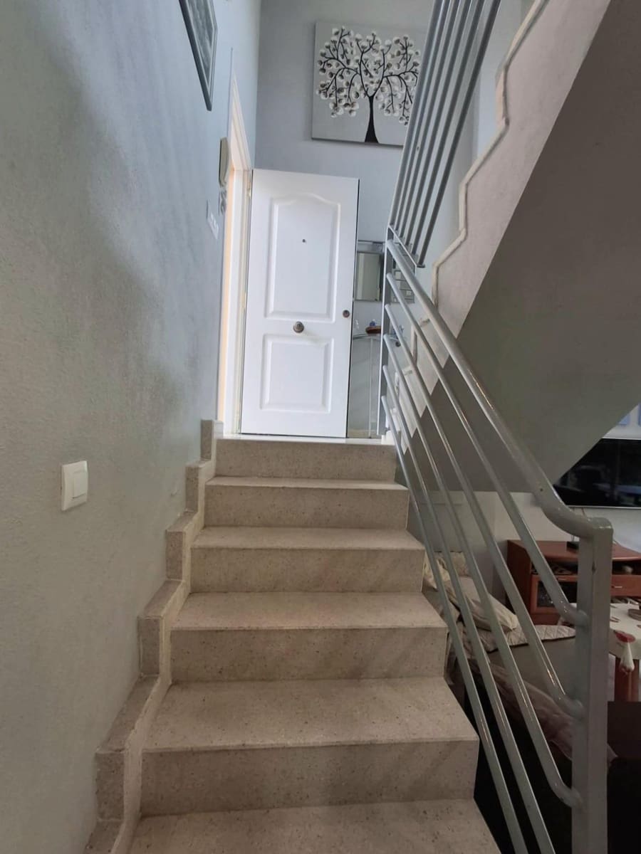 3 soveværelse Rækkehus til salg i Los Canos de Meca med swimmingpool garage - € 355.000 (Ref: 8789572)