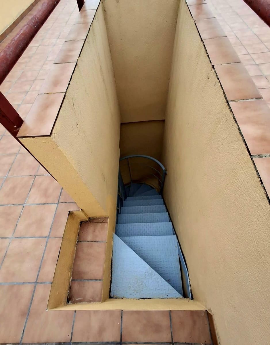 3 soveværelse Rækkehus til salg i Los Canos de Meca med swimmingpool garage - € 355.000 (Ref: 8789572)