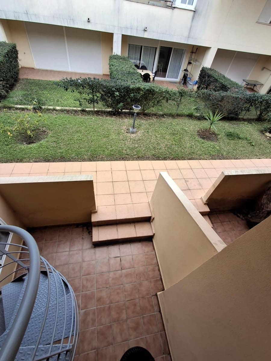 3 soveværelse Rækkehus til salg i Los Canos de Meca med swimmingpool garage - € 355.000 (Ref: 8789572)