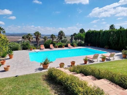 5 chambre Villa/Maison à vendre à Benalup avec piscine garage - 825 000 € (Ref: 8825197)