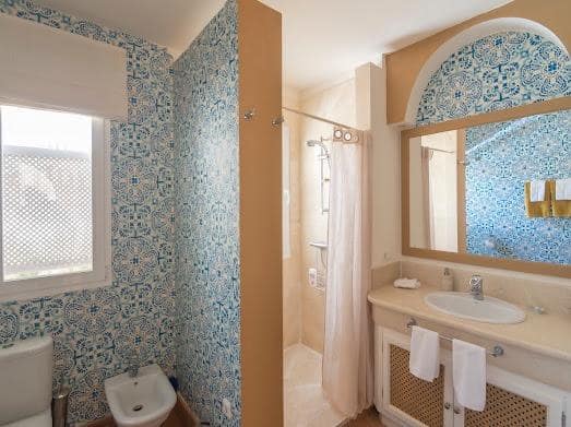 5 chambre Villa/Maison à vendre à Benalup avec piscine garage - 825 000 € (Ref: 8825197)