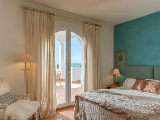 5 chambre Villa/Maison à vendre à Benalup avec piscine garage - 825 000 € (Ref: 8825197)