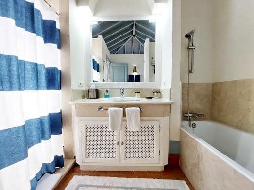 5 chambre Villa/Maison à vendre à Benalup avec piscine garage - 825 000 € (Ref: 8825197)