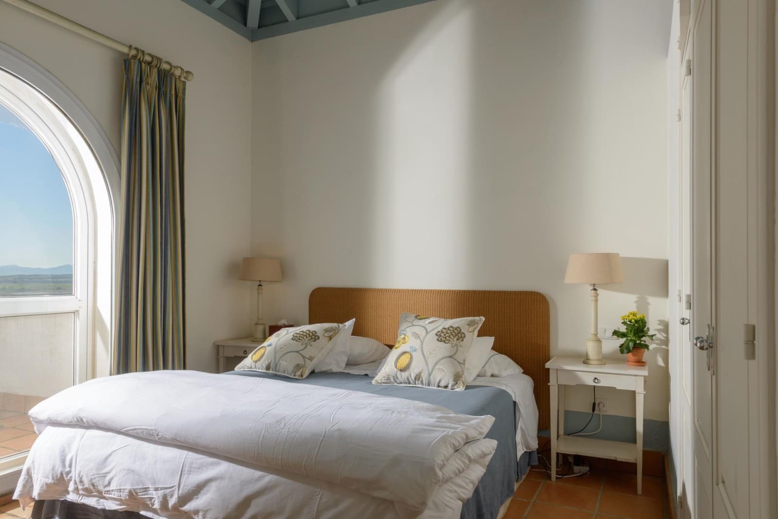 5 chambre Villa/Maison à vendre à Benalup avec piscine garage - 825 000 € (Ref: 8825197)