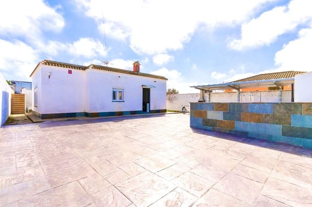 3 bedroom Villa for sale in Chiclana de la Frontera with pool garage - € 249,000 (Ref: 8948875)