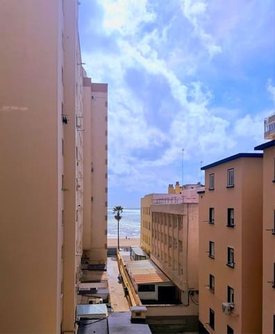 4 soveværelse Lejlighed til salg i Cádiz by - € 410.000 (Ref: 8954446)