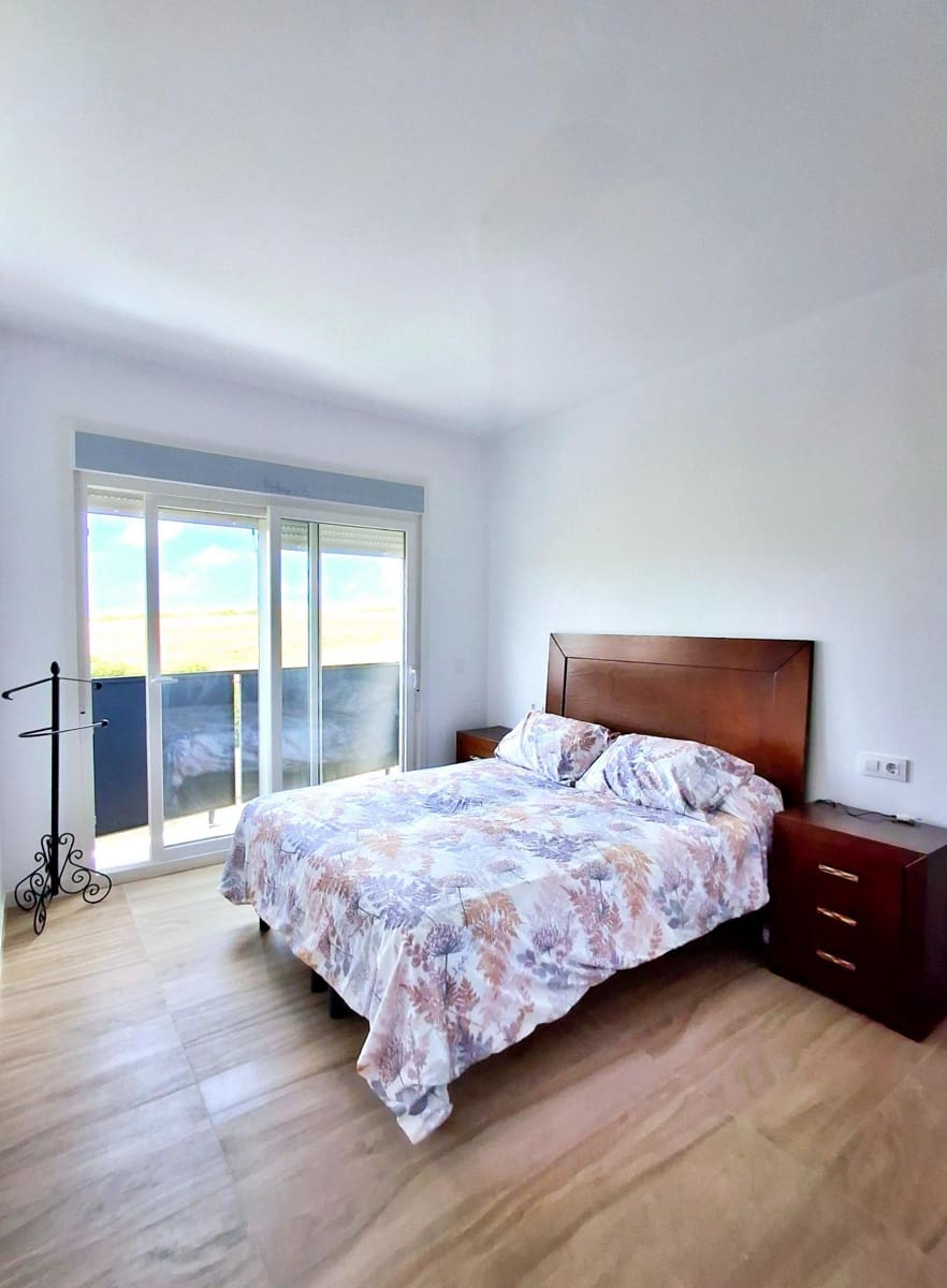 3 soveværelse Villa til salg i Chiclana de la Frontera med swimmingpool - € 295.000 (Ref: 8954449)