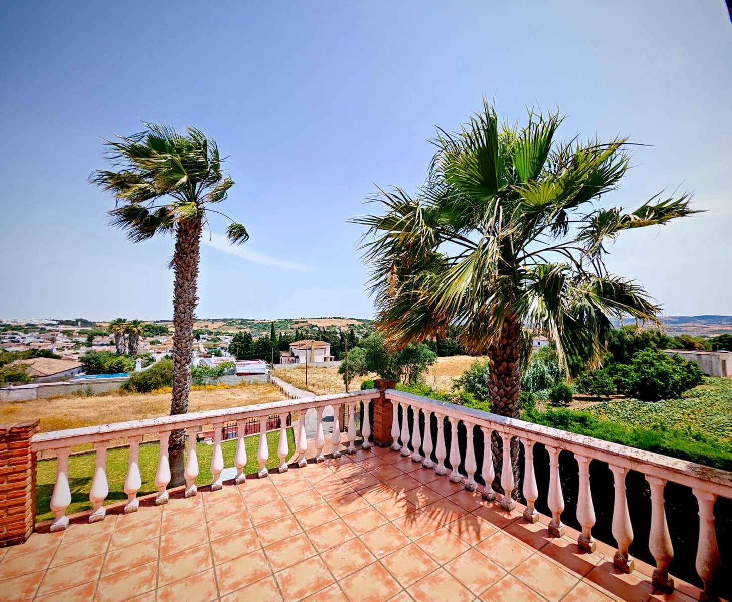 5 soveværelse Villa til salg i Conil de la Frontera med garage - € 368.000 (Ref: 9034720)