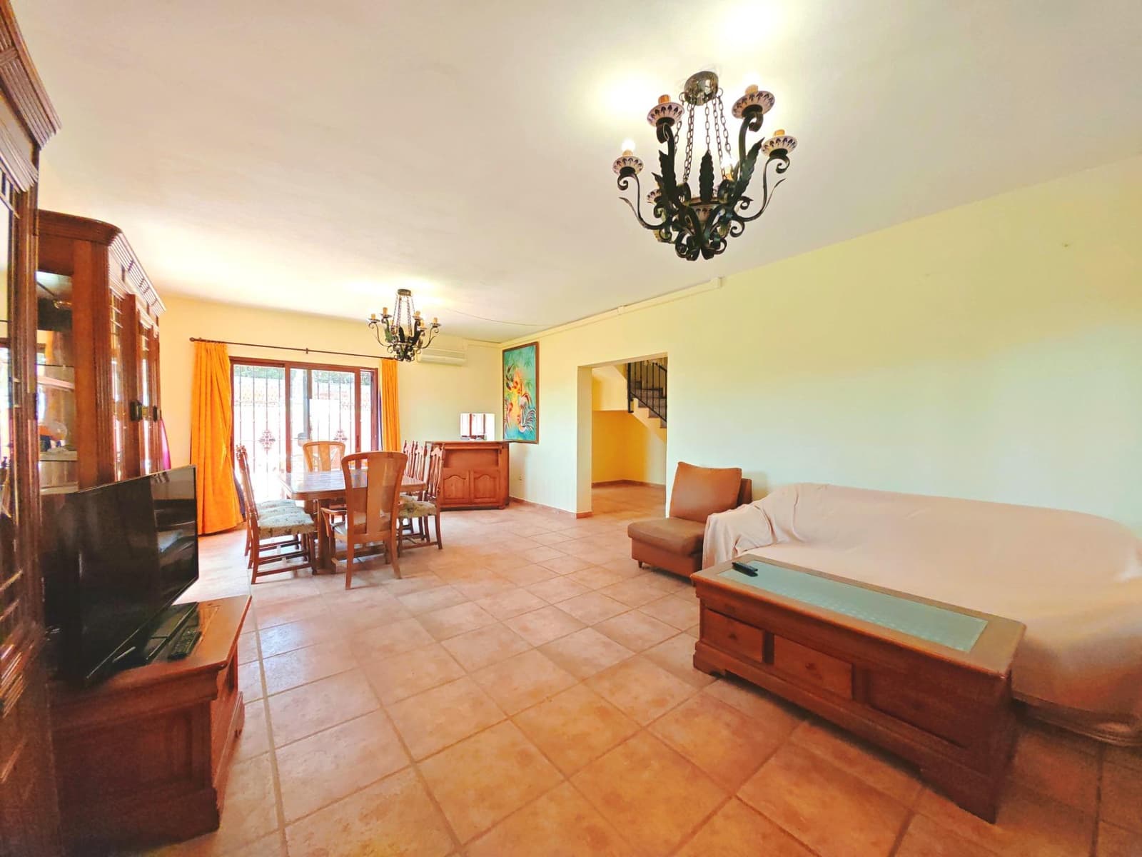 5 soveværelse Villa til salg i Conil de la Frontera med garage - € 368.000 (Ref: 9034720)