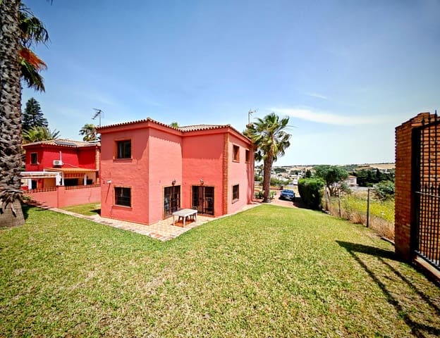5 soveværelse Villa til salg i Conil de la Frontera med garage - € 368.000 (Ref: 9034720)
