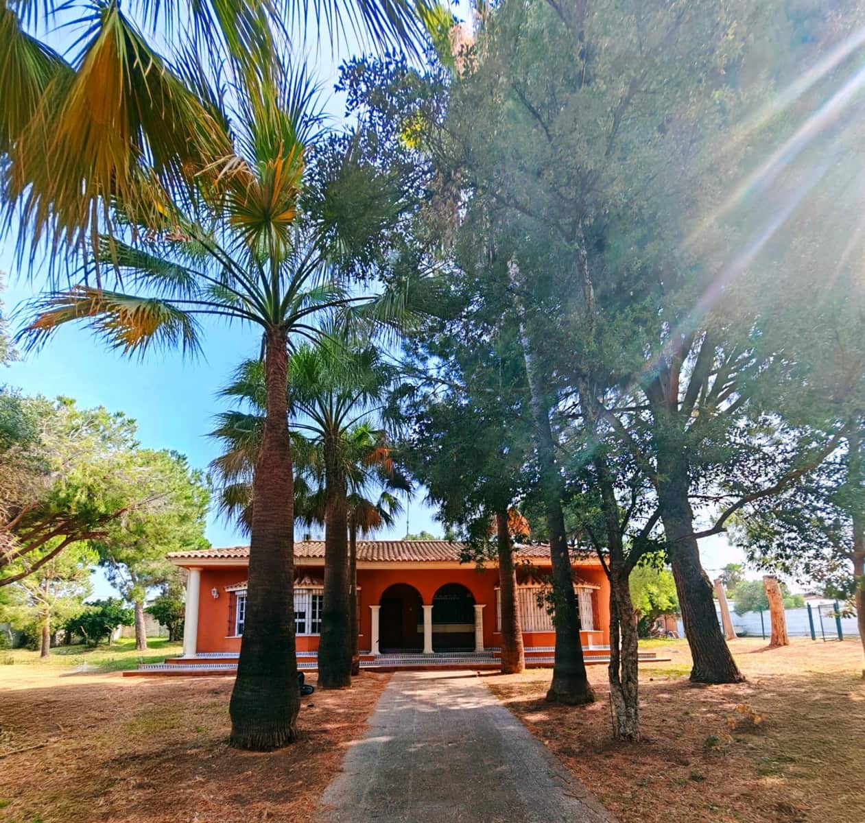 4 chambre Villa/Maison à vendre à Chiclana de la Frontera avec piscine garage - 600 000 € (Ref: 9073526)