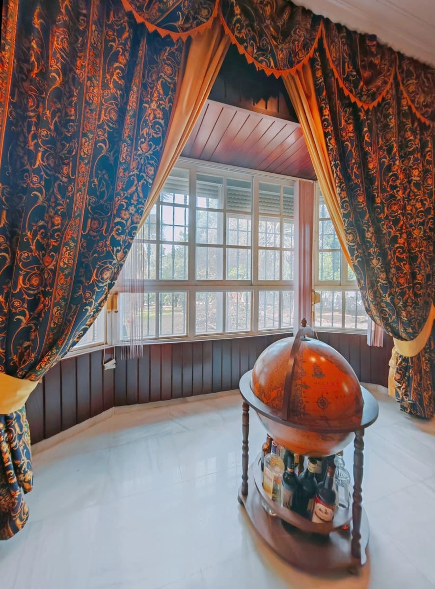 4 chambre Villa/Maison à vendre à Chiclana de la Frontera avec piscine garage - 600 000 € (Ref: 9073526)