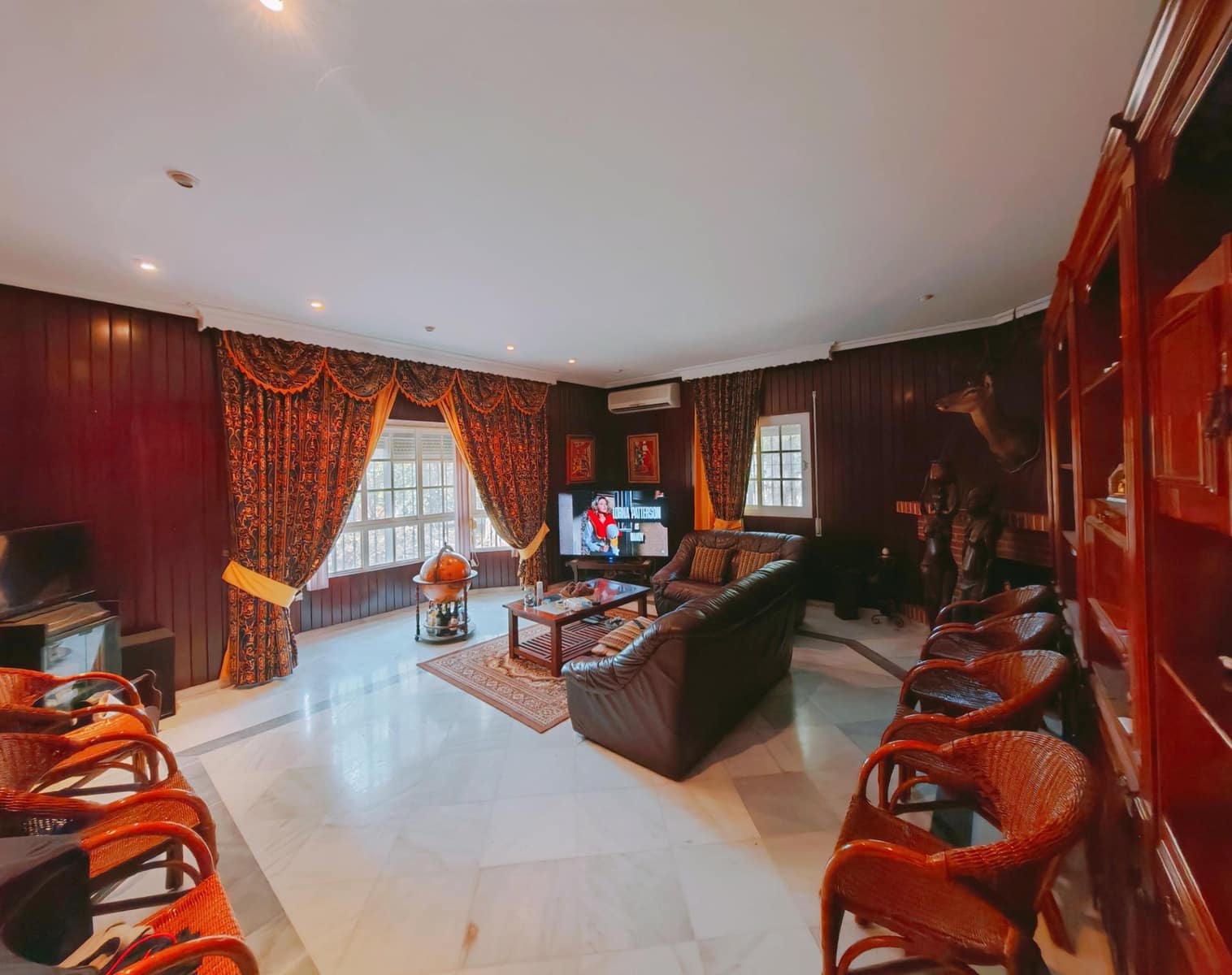 4 chambre Villa/Maison à vendre à Chiclana de la Frontera avec piscine garage - 600 000 € (Ref: 9073526)