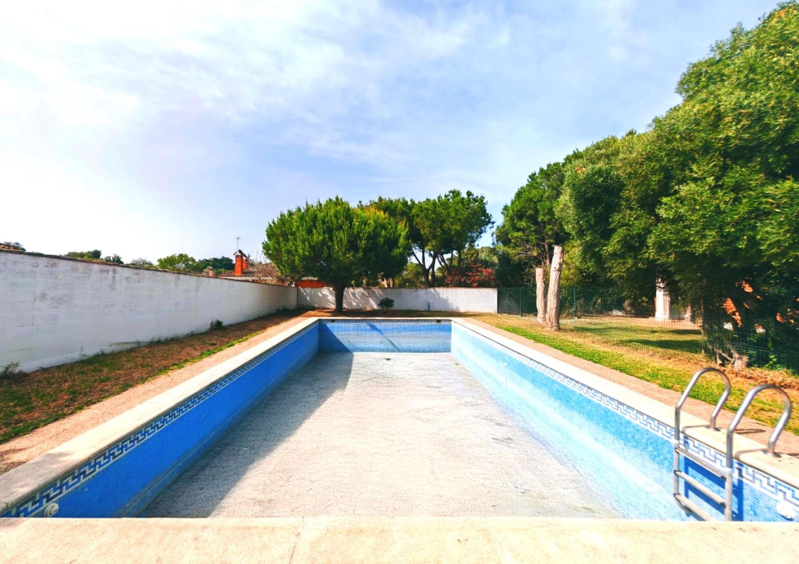 4 chambre Villa/Maison à vendre à Chiclana de la Frontera avec piscine garage - 600 000 € (Ref: 9073526)