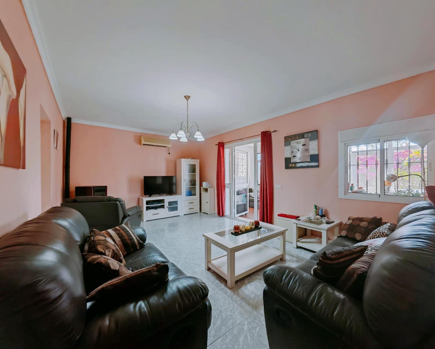 4 sypialnia Willa na sprzedaż w Chiclana de la Frontera z basenem garażem - 325 000 € (Ref: 9193927)