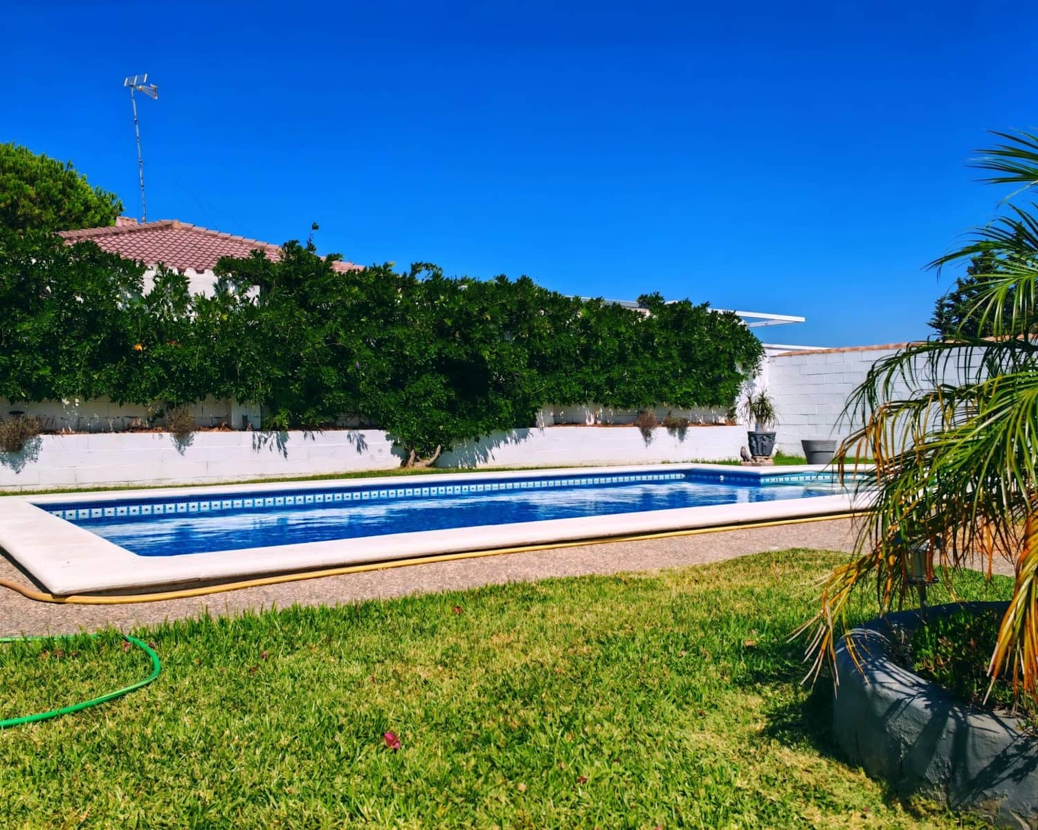 4 sypialnia Willa na sprzedaż w Chiclana de la Frontera z basenem garażem - 325 000 € (Ref: 9193927)