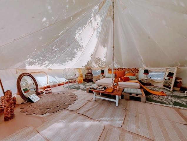 4 bedroom Business for sale in Chiclana de la Frontera - € 390,000 (Ref: 9226894)