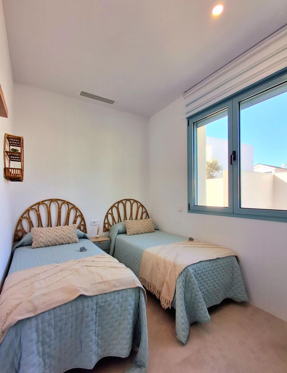 Chalet de 4 habitaciones en Conil de la Frontera en venta con piscina garaje - 1.100.000 € (Ref: 9262776)