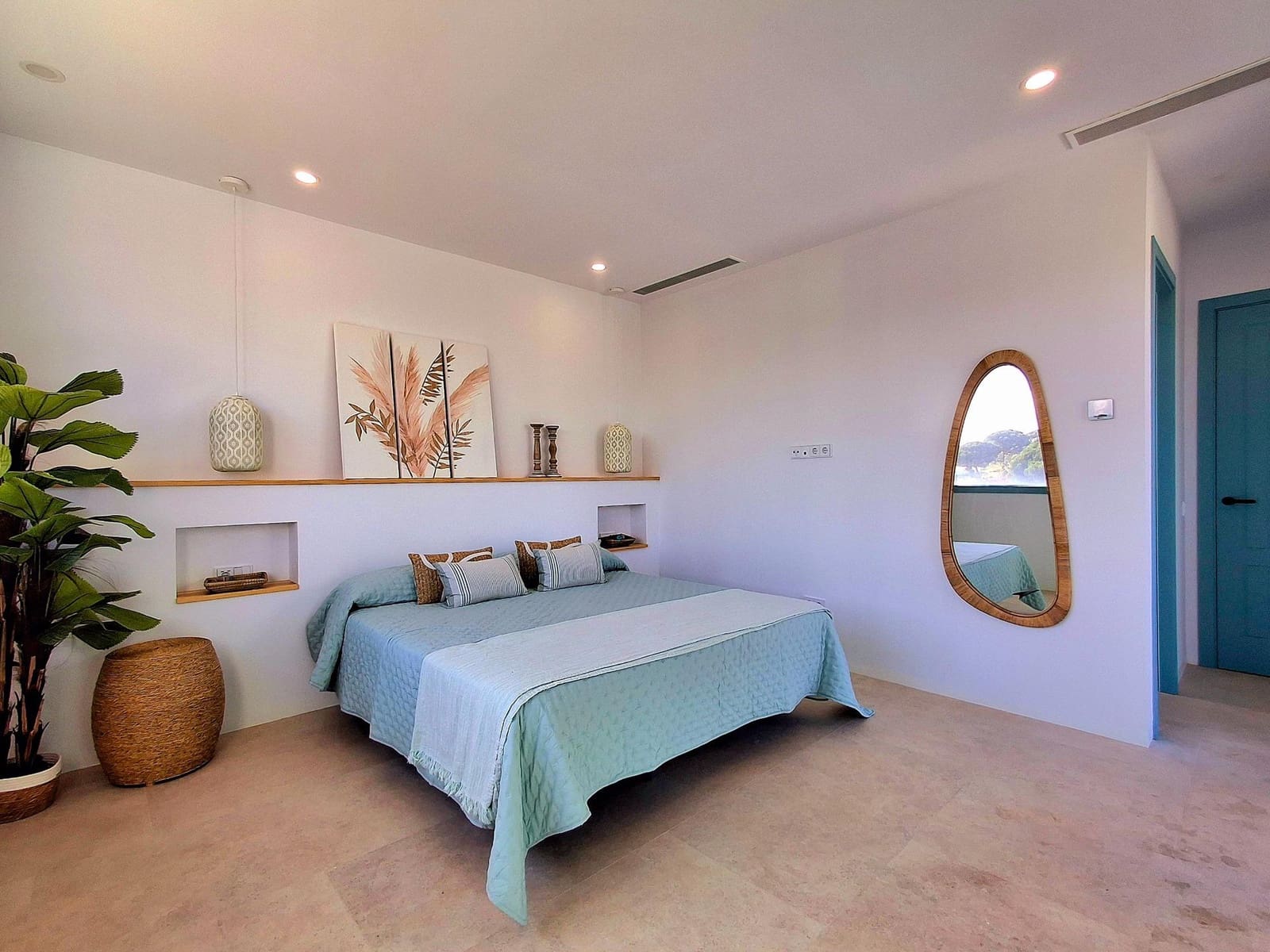 Chalet de 4 habitaciones en Conil de la Frontera en venta con piscina garaje - 1.100.000 € (Ref: 9262776)