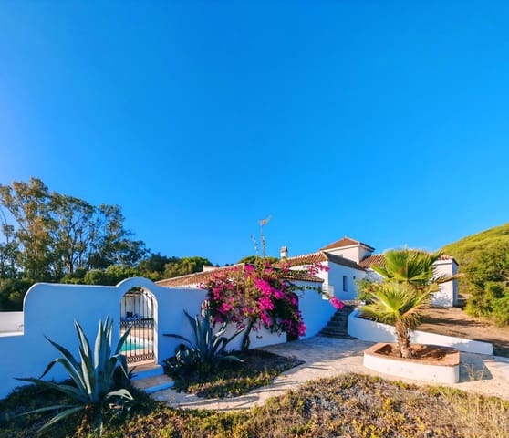 7 soveværelse Villa til salg i Barbate med swimmingpool garage - € 680.000 (Ref: 9301206)