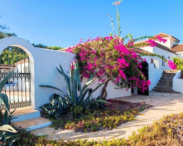 7 soveværelse Villa til salg i Barbate med swimmingpool garage - € 680.000 (Ref: 9301206)