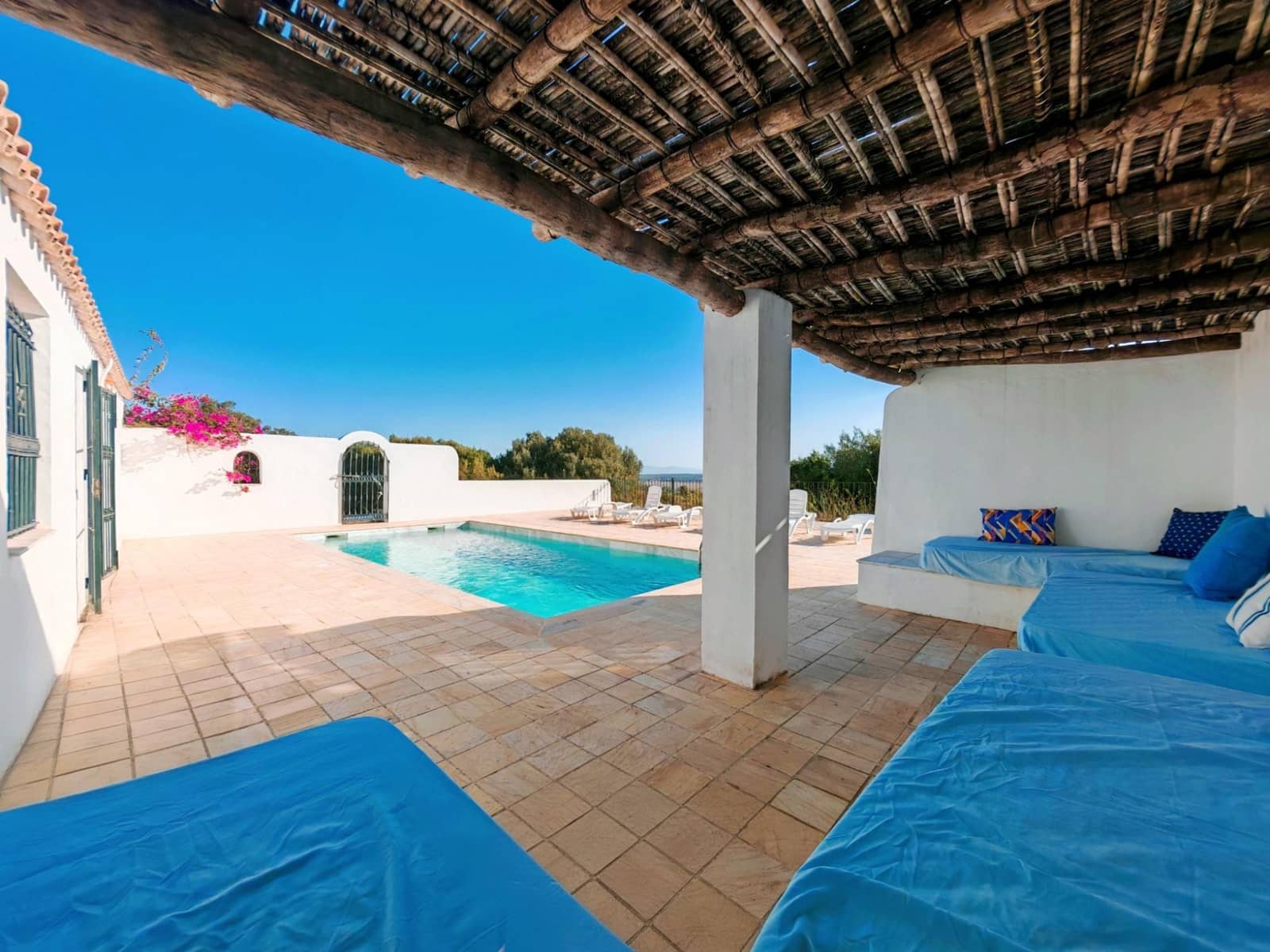 7 soveværelse Villa til salg i Barbate med swimmingpool garage - € 680.000 (Ref: 9301206)