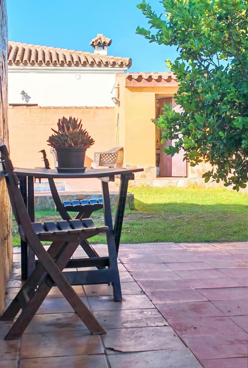 3 slaapkamer Villa te koop in Chiclana de la Frontera met zwembad - € 275.000 (Ref: 9344949)