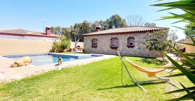 3 Zimmer Villa zu verkaufen in Chiclana de la Frontera mit Pool - 275.000 € (Ref: 9344949)