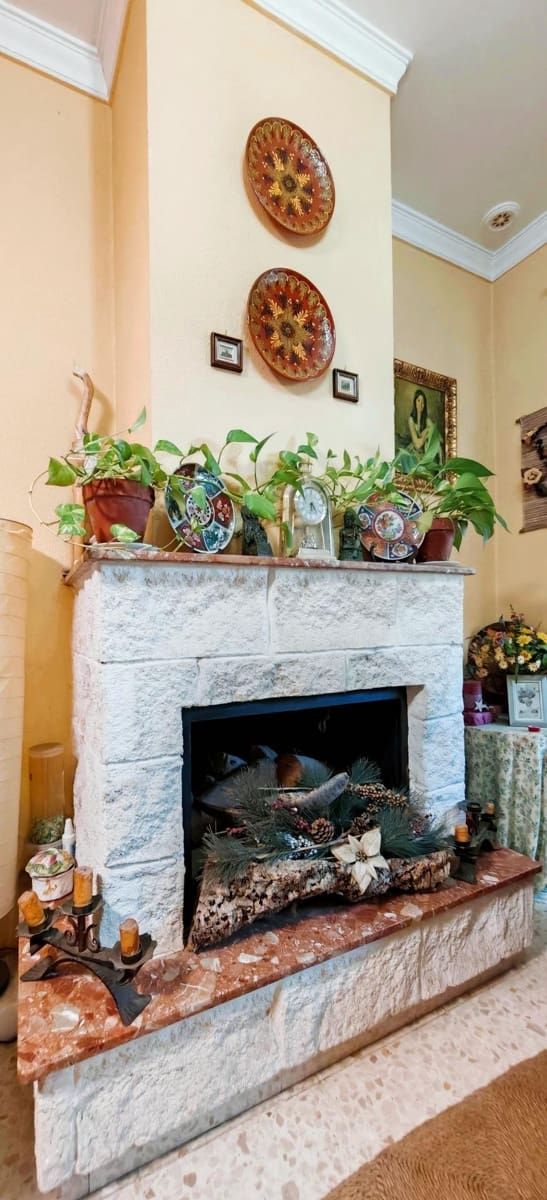 3 bedroom Villa for sale in Chiclana de la Frontera with pool - € 330,000 (Ref: 9353762)