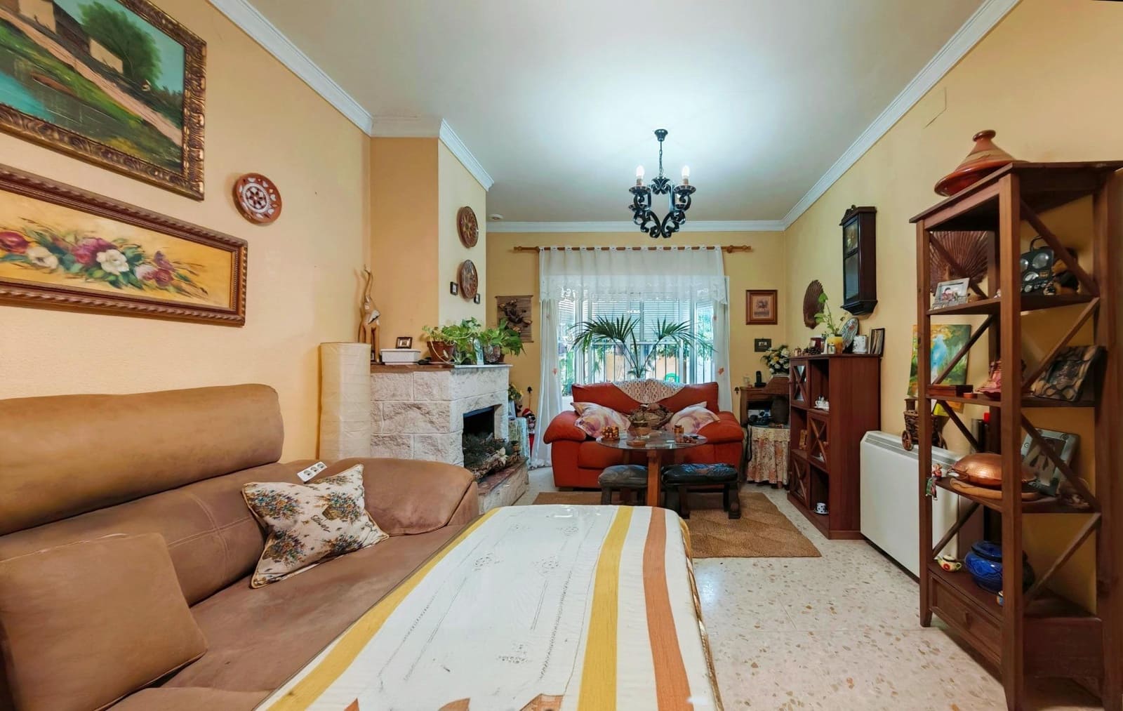 3 bedroom Villa for sale in Chiclana de la Frontera with pool - € 330,000 (Ref: 9353762)