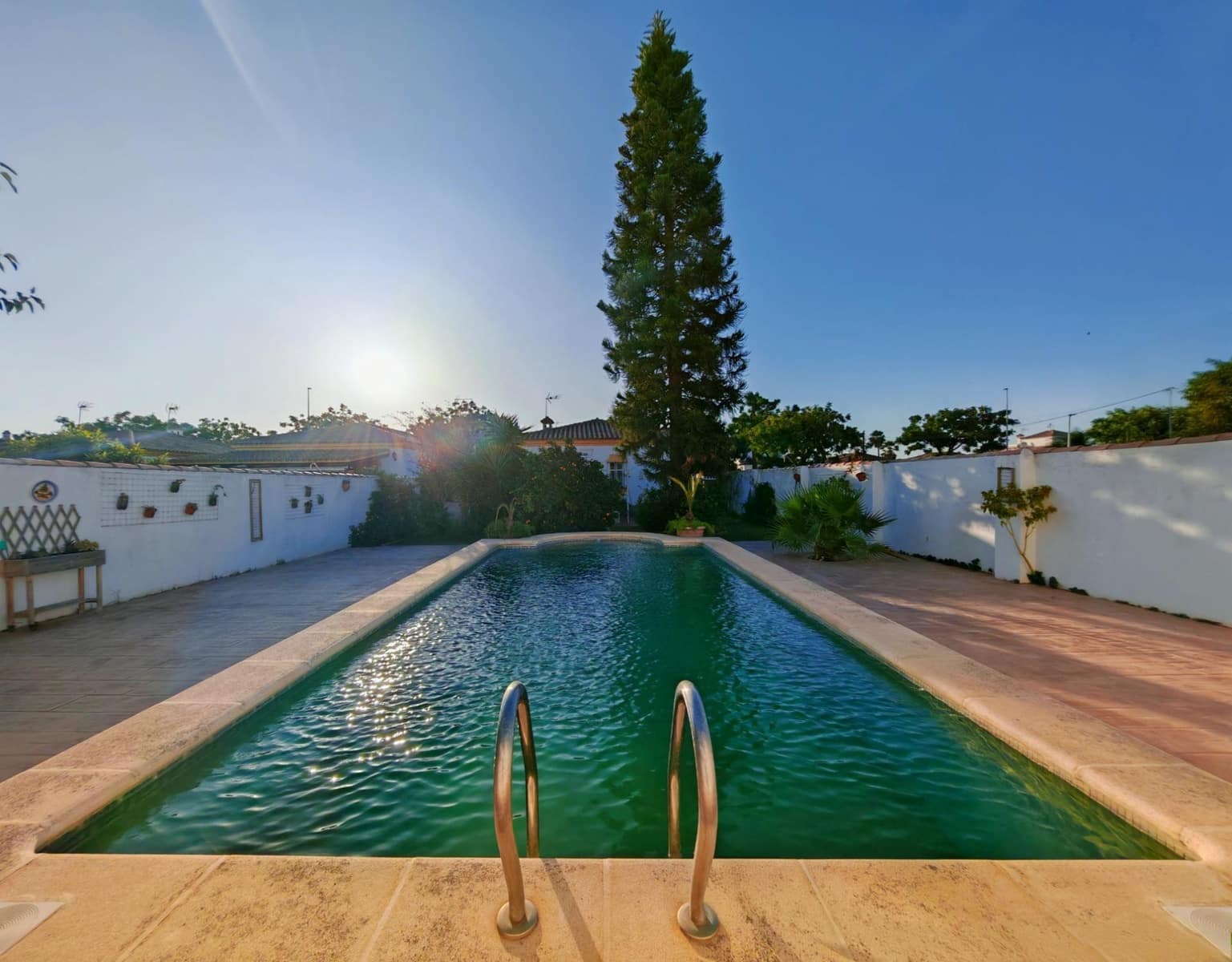 3 bedroom Villa for sale in Chiclana de la Frontera with pool - € 330,000 (Ref: 9353762)