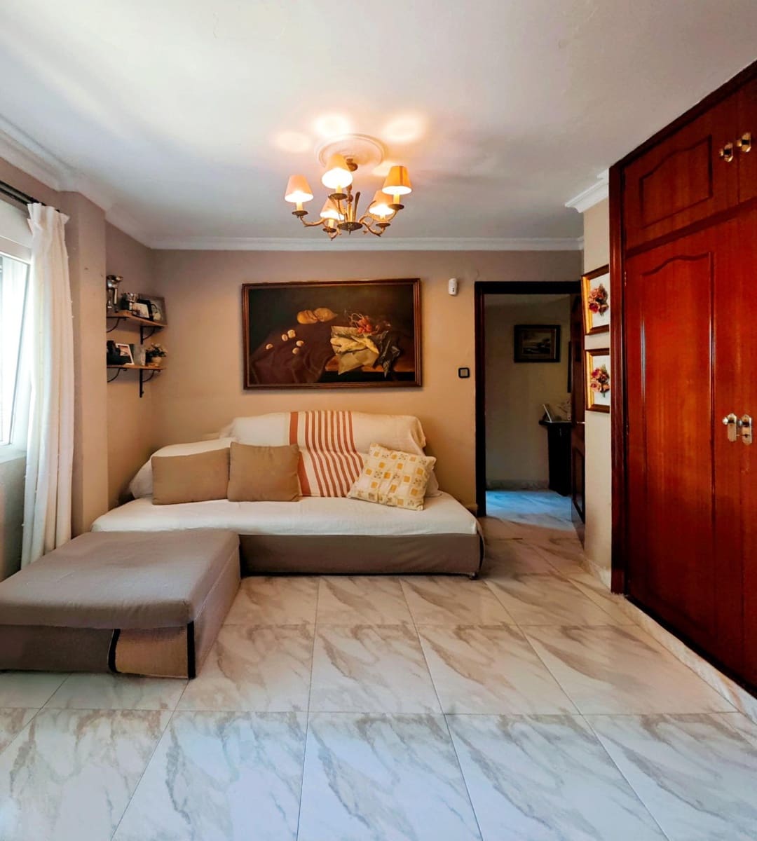 4 soverom Leilighet til salgs i Cadiz by - € 415 000 (Ref: 9359414)