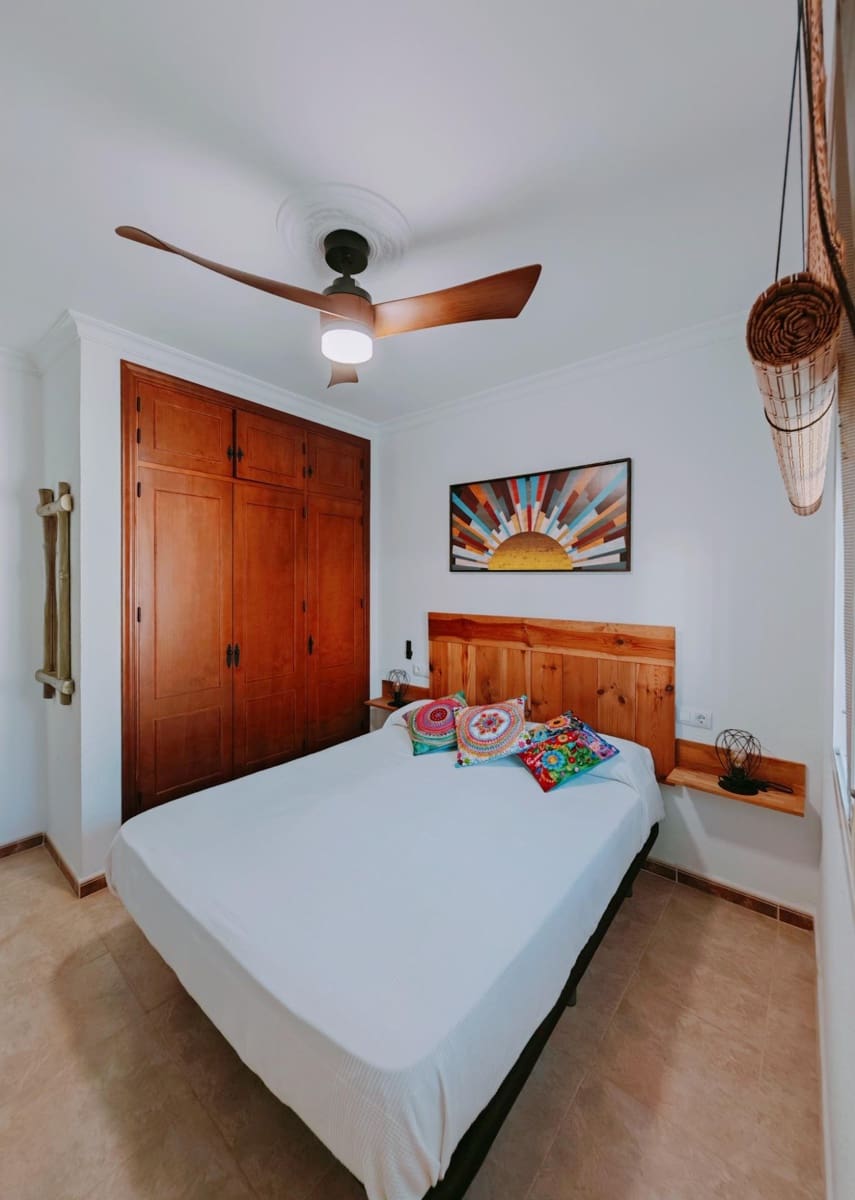 3 quarto Moradia para venda em Chiclana de la Frontera com garagem - 335 000 € (Ref: 9391095)