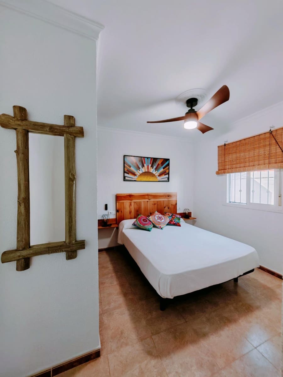 3 quarto Moradia para venda em Chiclana de la Frontera com garagem - 335 000 € (Ref: 9391095)