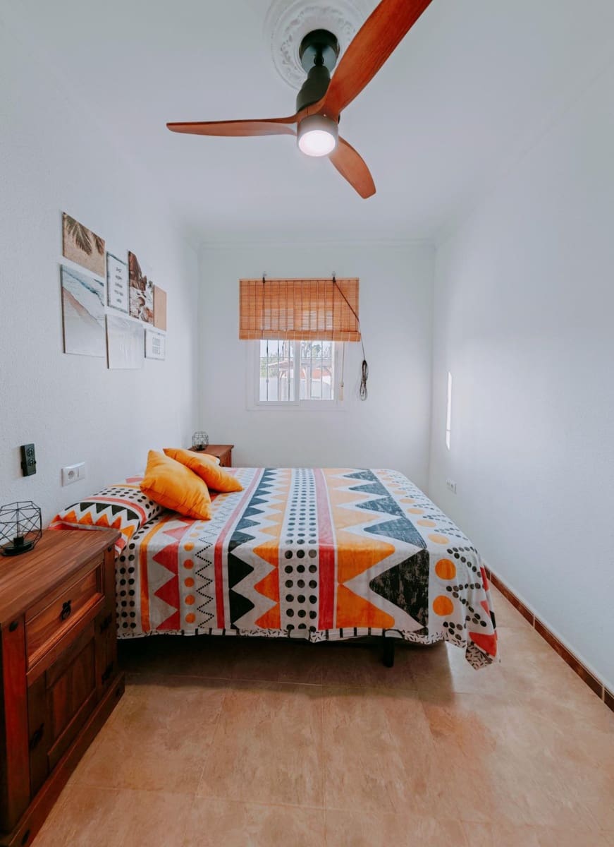 3 quarto Moradia para venda em Chiclana de la Frontera com garagem - 335 000 € (Ref: 9391095)