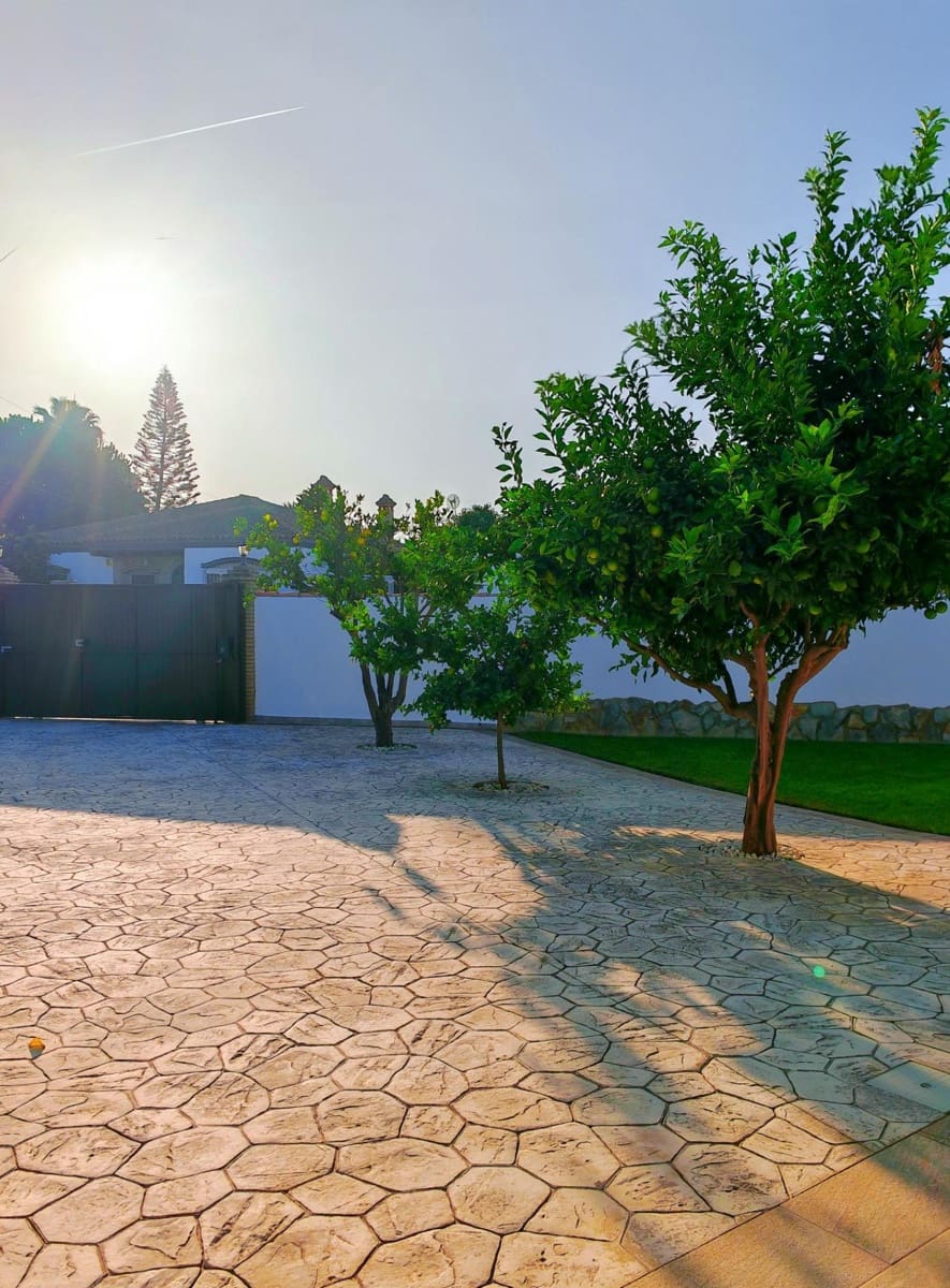 3 quarto Moradia para venda em Chiclana de la Frontera com garagem - 335 000 € (Ref: 9391095)