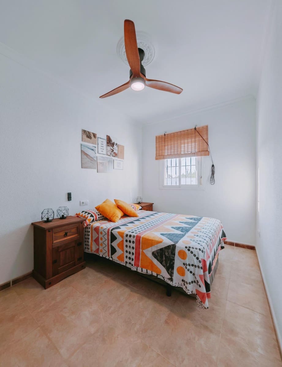 3 quarto Moradia para venda em Chiclana de la Frontera com garagem - 335 000 € (Ref: 9391095)