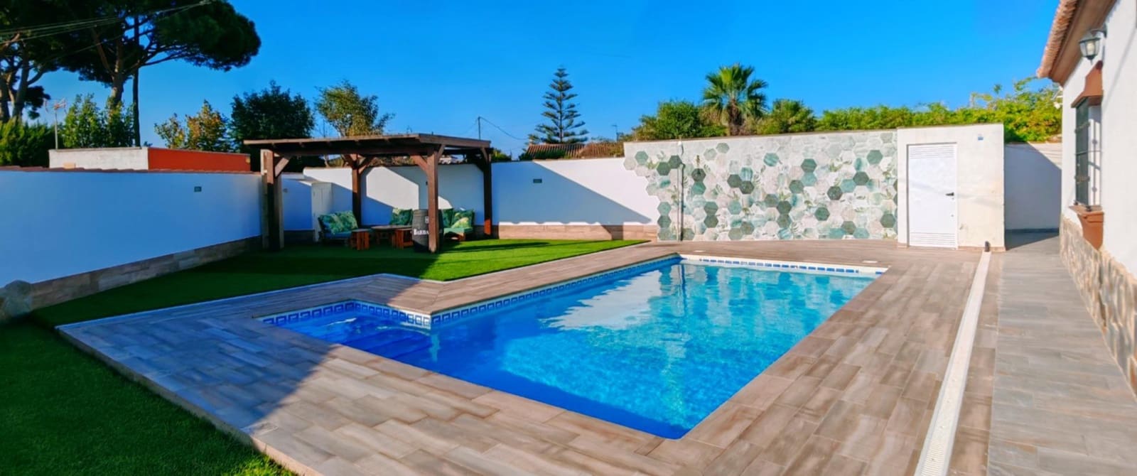 3 quarto Moradia para venda em Chiclana de la Frontera com garagem - 335 000 € (Ref: 9391095)