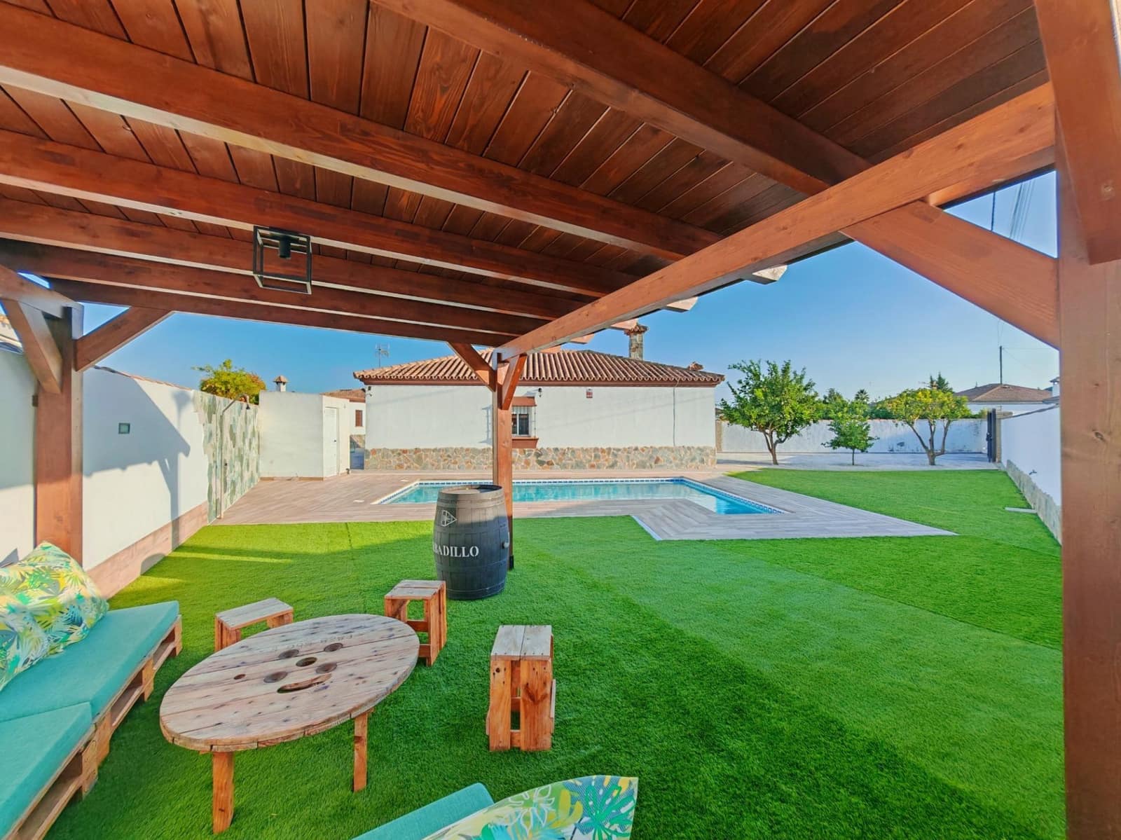 3 quarto Moradia para venda em Chiclana de la Frontera com garagem - 335 000 € (Ref: 9391095)