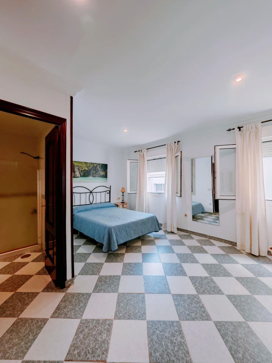 3 soverom Leilighet til salgs i Conil de la Frontera - € 300 000 (Ref: 9414270)