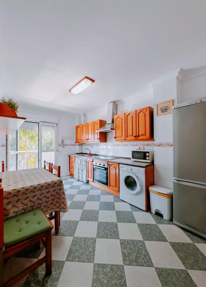 3 soverom Leilighet til salgs i Conil de la Frontera - € 300 000 (Ref: 9414270)