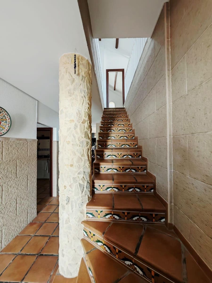 3 quarto Moradia para venda em Chiclana de la Frontera com piscina garagem - 432 990 € (Ref: 9440208)