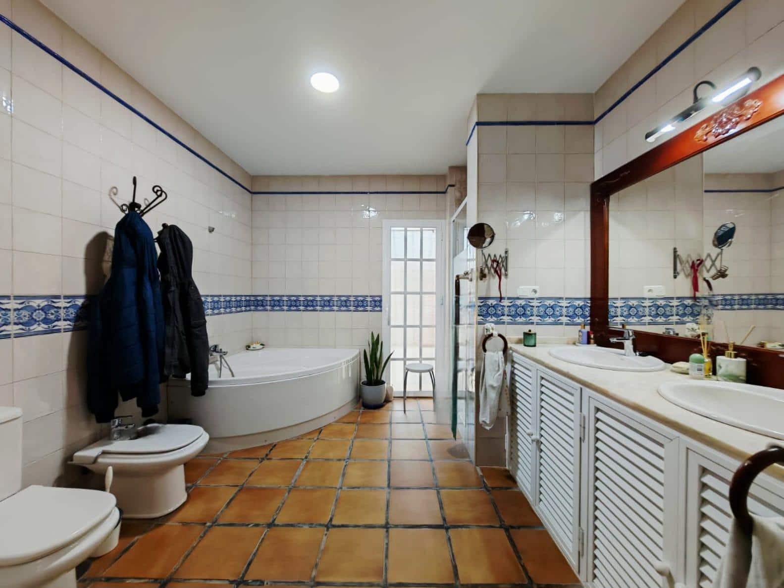 3 quarto Moradia para venda em Chiclana de la Frontera com piscina garagem - 432 990 € (Ref: 9440208)