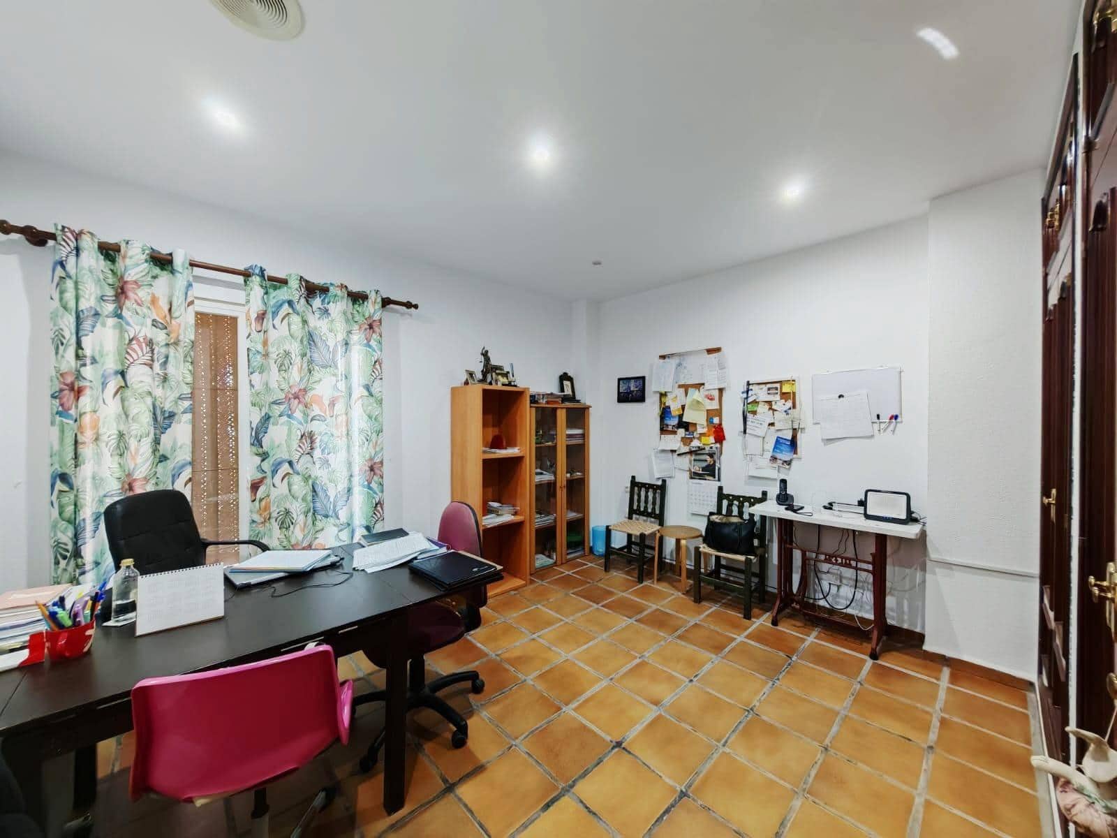 3 quarto Moradia para venda em Chiclana de la Frontera com piscina garagem - 432 990 € (Ref: 9440208)